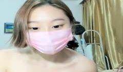 高颜值短发坚挺奶子妹子诱惑秀露奶扭动身体尖尖奶子