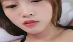 颜值不错苗条妹子约炮双人啪啪后入上位骑坐大力抽插