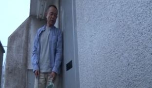 MEYD-569欲求不満な団地妻と孕ませオヤジの