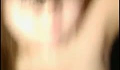 重磅福利白虎豪乳蜜桃Q妹首次户外车震嫌车内空间太