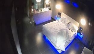 【国产】商务酒店豪华房偷拍中年男和情人开房浴室干