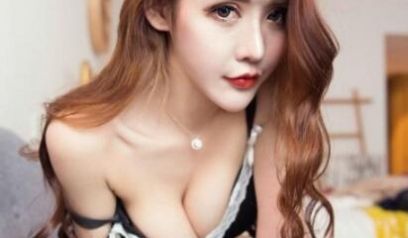 约肏极品性感网红女大学生酒店做爱自拍