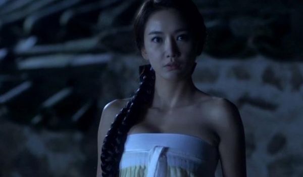 姐被男人伸出的手