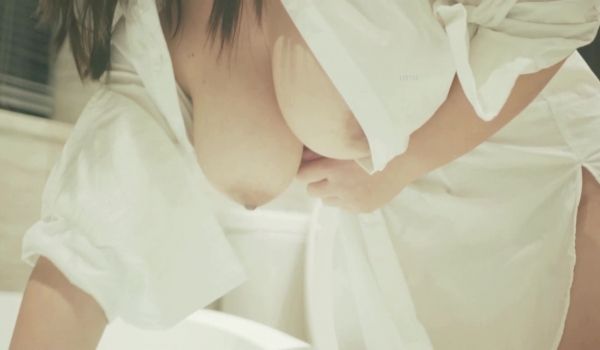 浴室春情一刻 爆操漂亮巨乳美娇娘 后入抽插顶操 