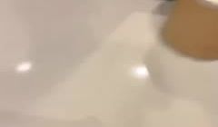 【高难度】站立倒立69口交跳蛋自慰按着双手后入抽