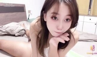 主播直播骚气主播採精挑战 使出浑身解数令小哥射精