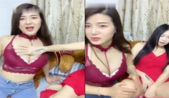 骚气少妇找来朋友一起自慰